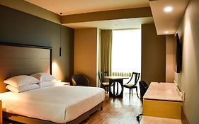 Ramada By Wyndham Mexico City Santa Fe